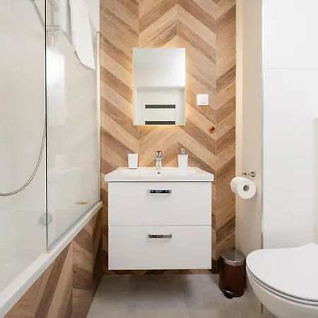 Niciarniana Comfy * Łódź