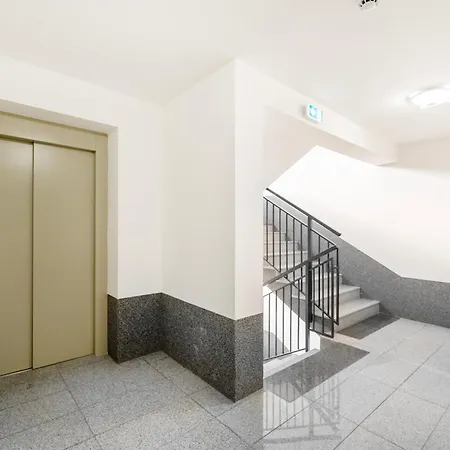 Apartment Niciarniana Comfy By Bookinghost Lodz