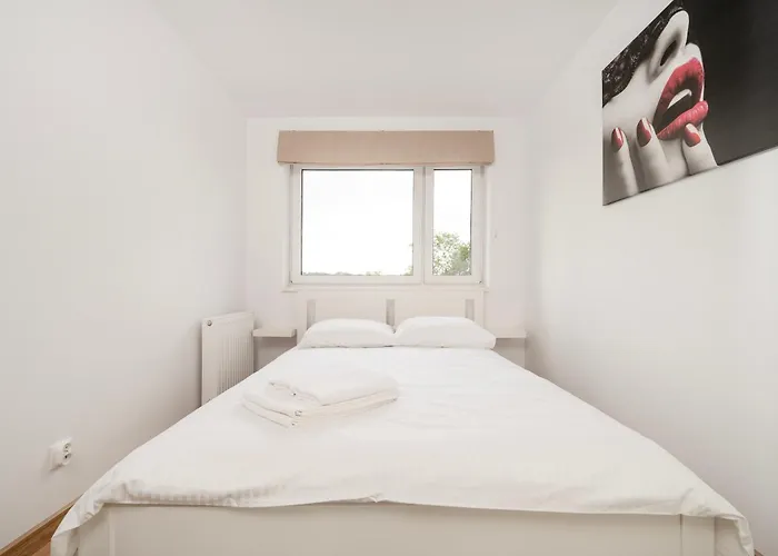 Niciarniana Comfy By Bookinghost Lejlighed Łódź