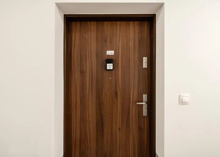 Niciarniana Comfy By Bookinghost Łódź