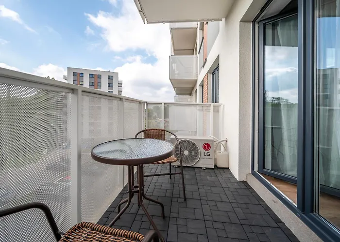 Niciarniana Comfy By Bookinghost Łódź